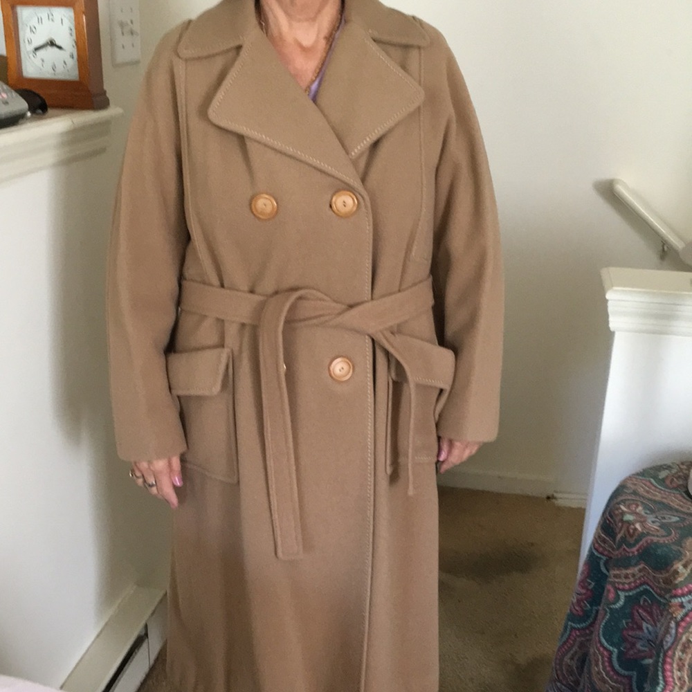Sz 16 vintage JP Stevens clothing long beige winter coat